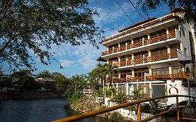 Hotel Sol y Playa Montañita